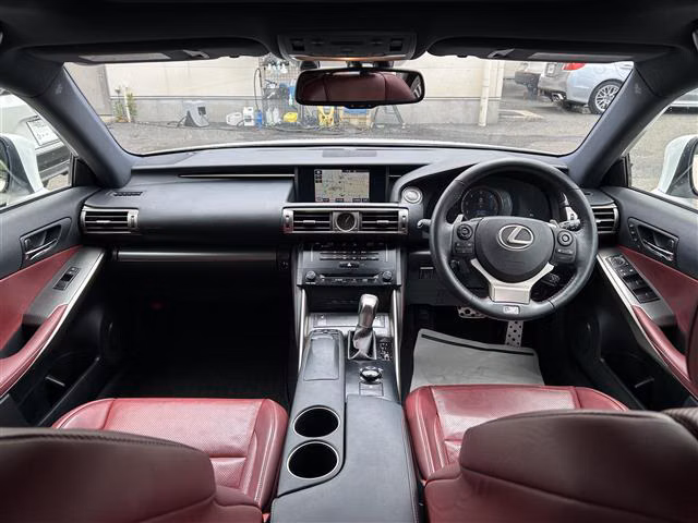 LEXUS IS250