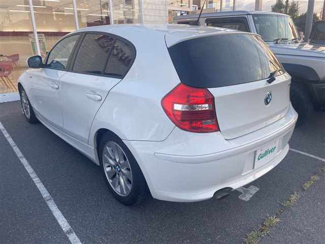 BMW 1-SERIES