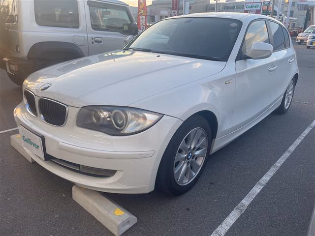 BMW 1-SERIES