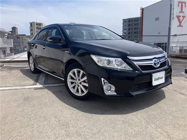 TOYOTA CAMRY