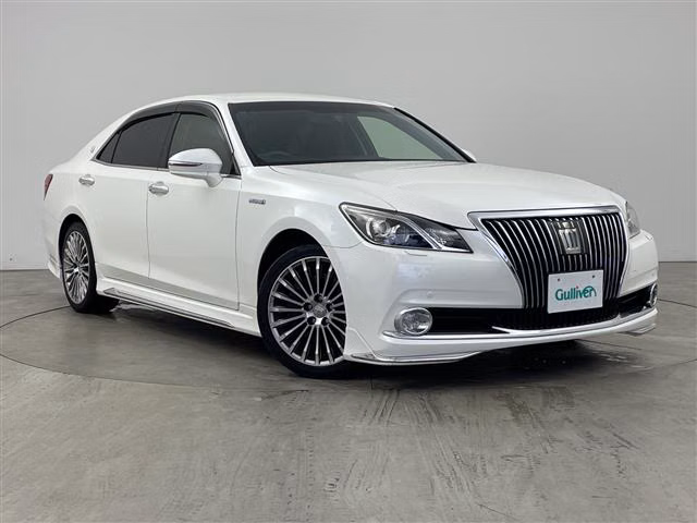 TOYOTA CROWN MAJESTA