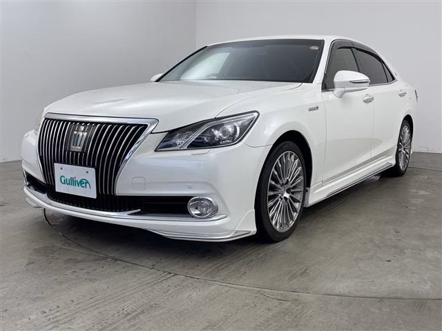 TOYOTA CROWN MAJESTA