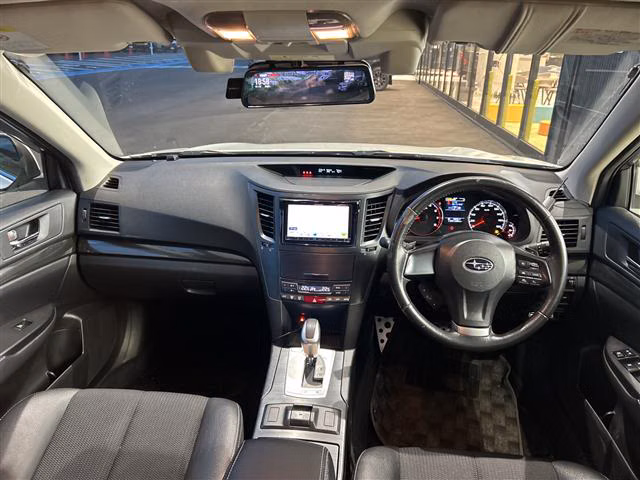 SUBARU LEGACY