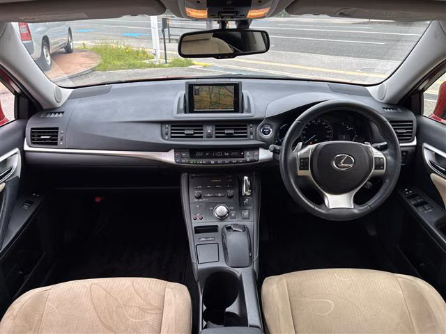 LEXUS CT200H