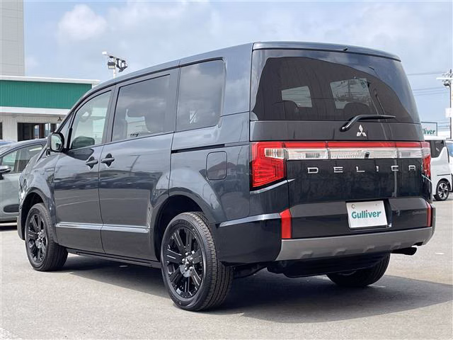 MITSUBISHI DELICA D:5