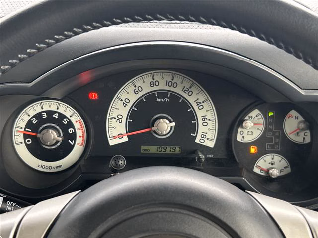 TOYOTA FJ CRUISER