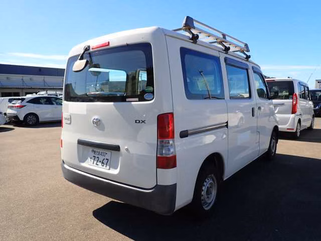 TOYOTA LITE ACE
