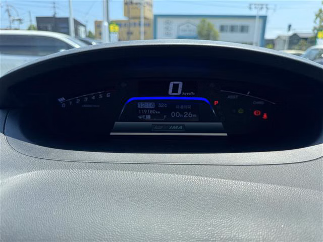 HONDA FREED SPIKE