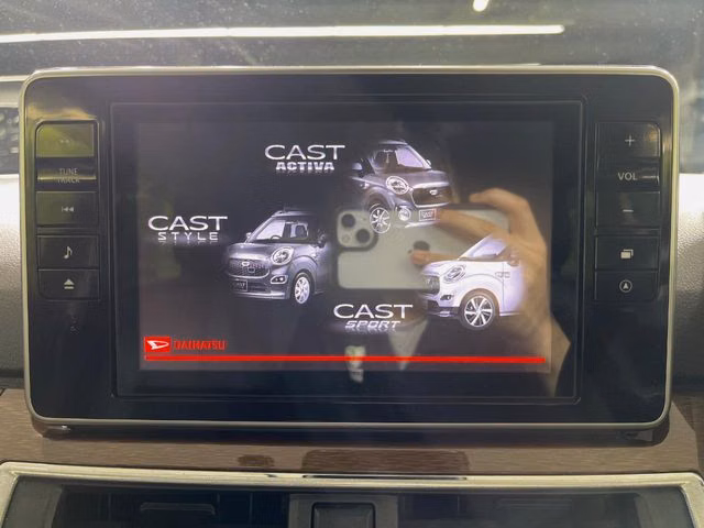 DAIHATSU CAST