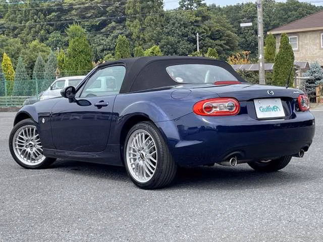 MAZDA ROADSTER