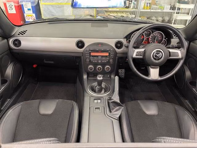 MAZDA ROADSTER