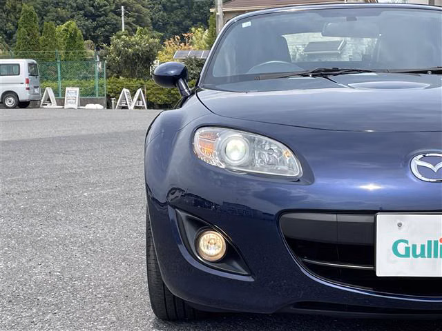 MAZDA ROADSTER