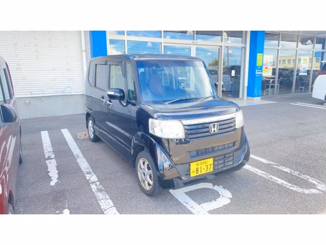 HONDA N-BOX