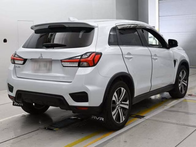 MITSUBISHI RVR