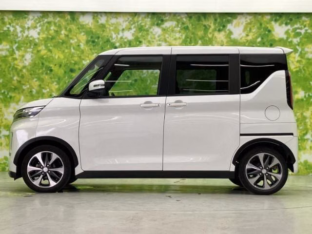 MITSUBISHI EK SPACE