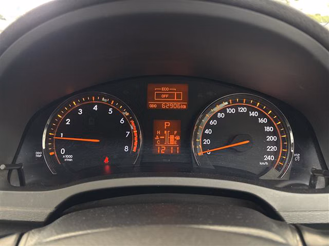 TOYOTA AVENSIS