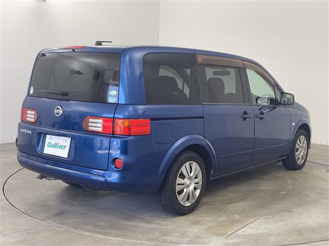NISSAN LAFESTA