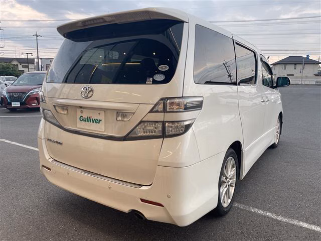 TOYOTA VELLFIRE