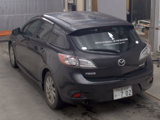 MAZDA AXELA