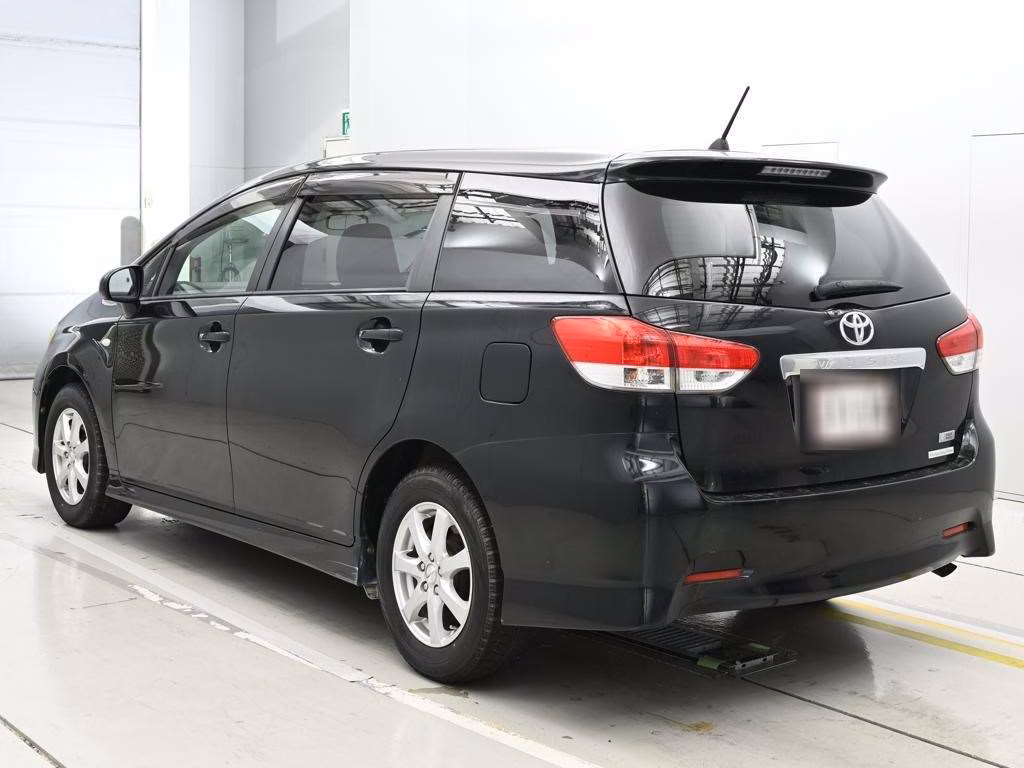 TOYOTA WISH