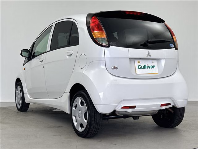 MITSUBISHI I