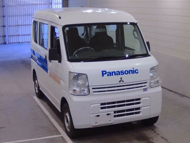 MITSUBISHI MINICAB