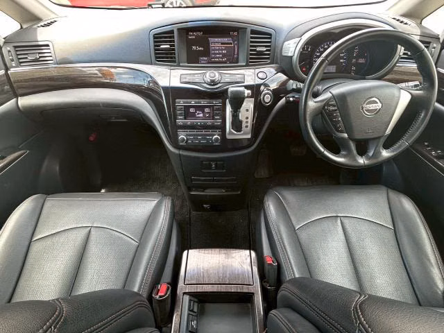 NISSAN ELGRAND
