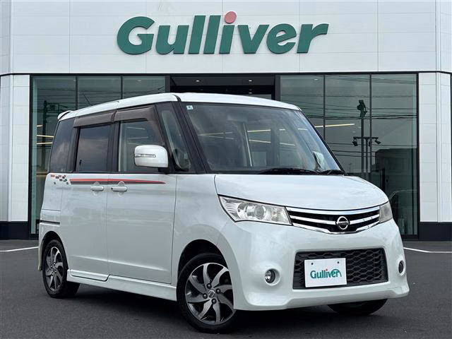 NISSAN ROOX