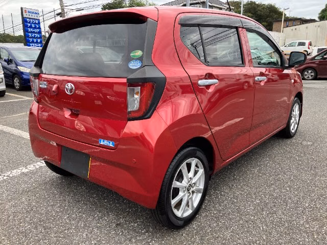 TOYOTA PIXIS EPOCH