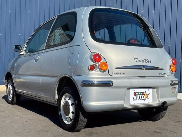 MITSUBISHI MINICA