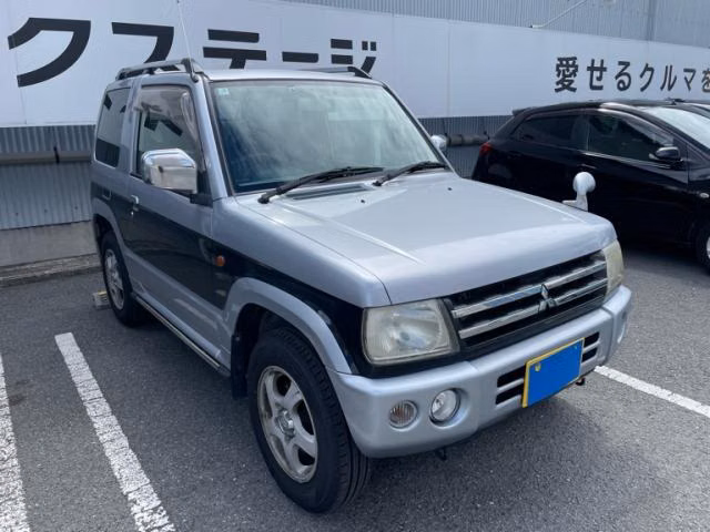 MITSUBISHI PAJERO MINI