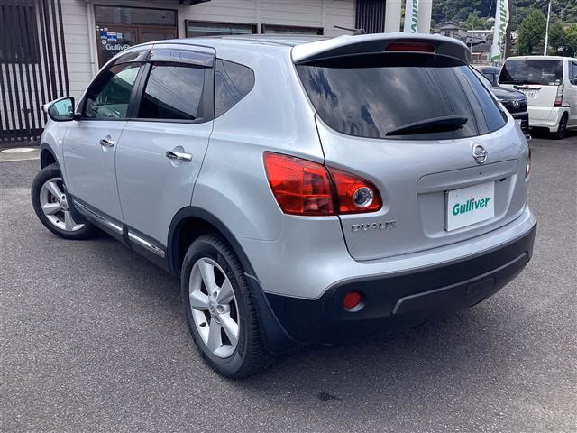 NISSAN DUALIS