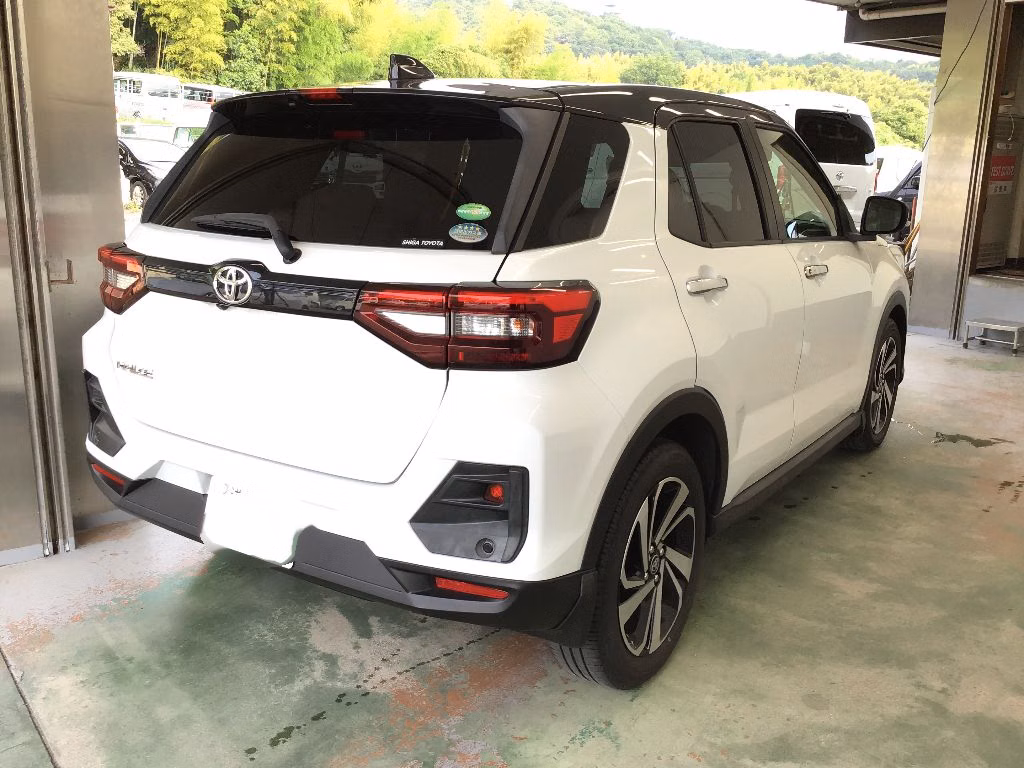TOYOTA RAIZE