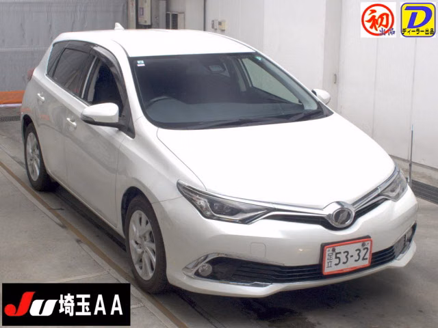 TOYOTA AURIS