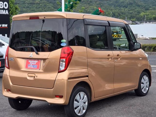 MITSUBISHI EK SPACE