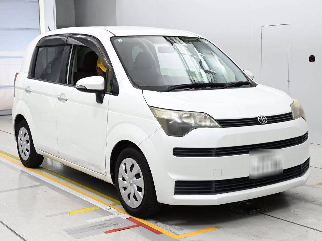 TOYOTA SPADE