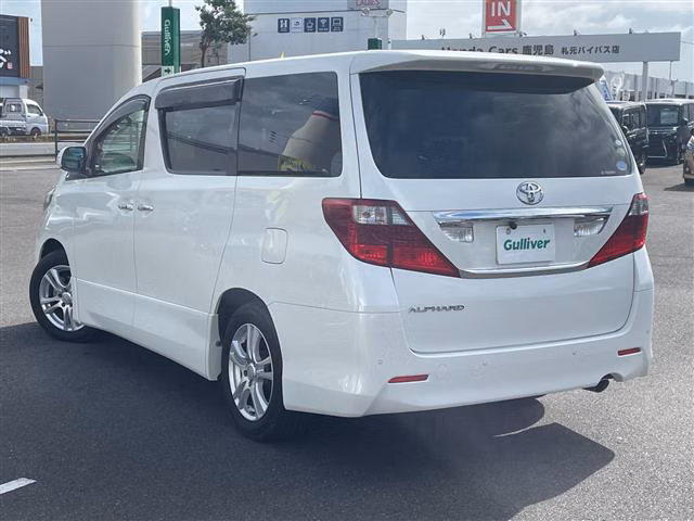 TOYOTA ALPHARD