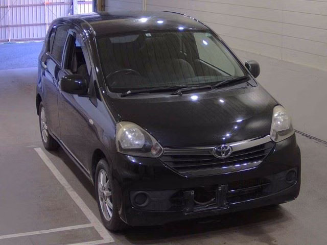 TOYOTA PIXIS EPOCH