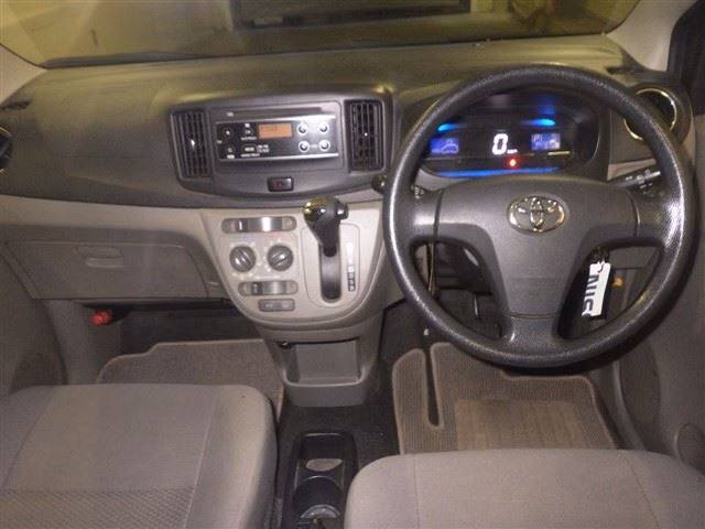 TOYOTA PIXIS EPOCH