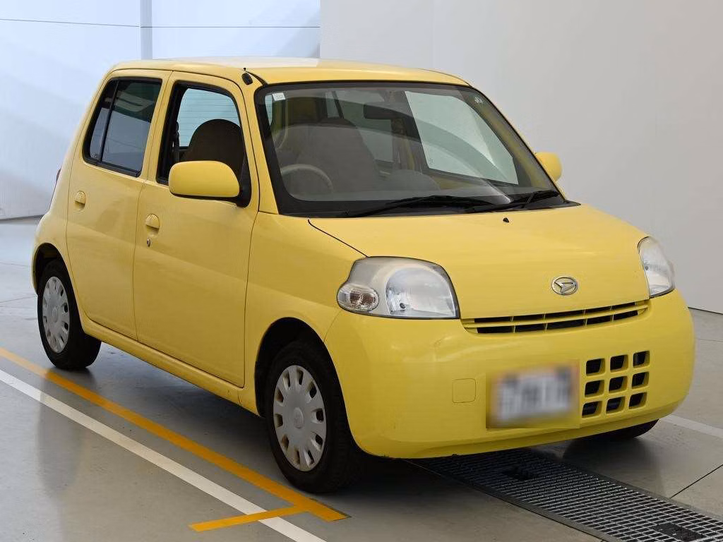 DAIHATSU ESSE