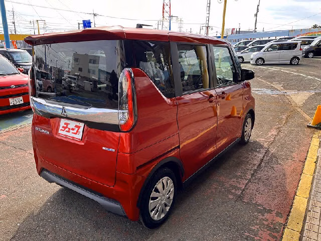 MITSUBISHI EK SPACE