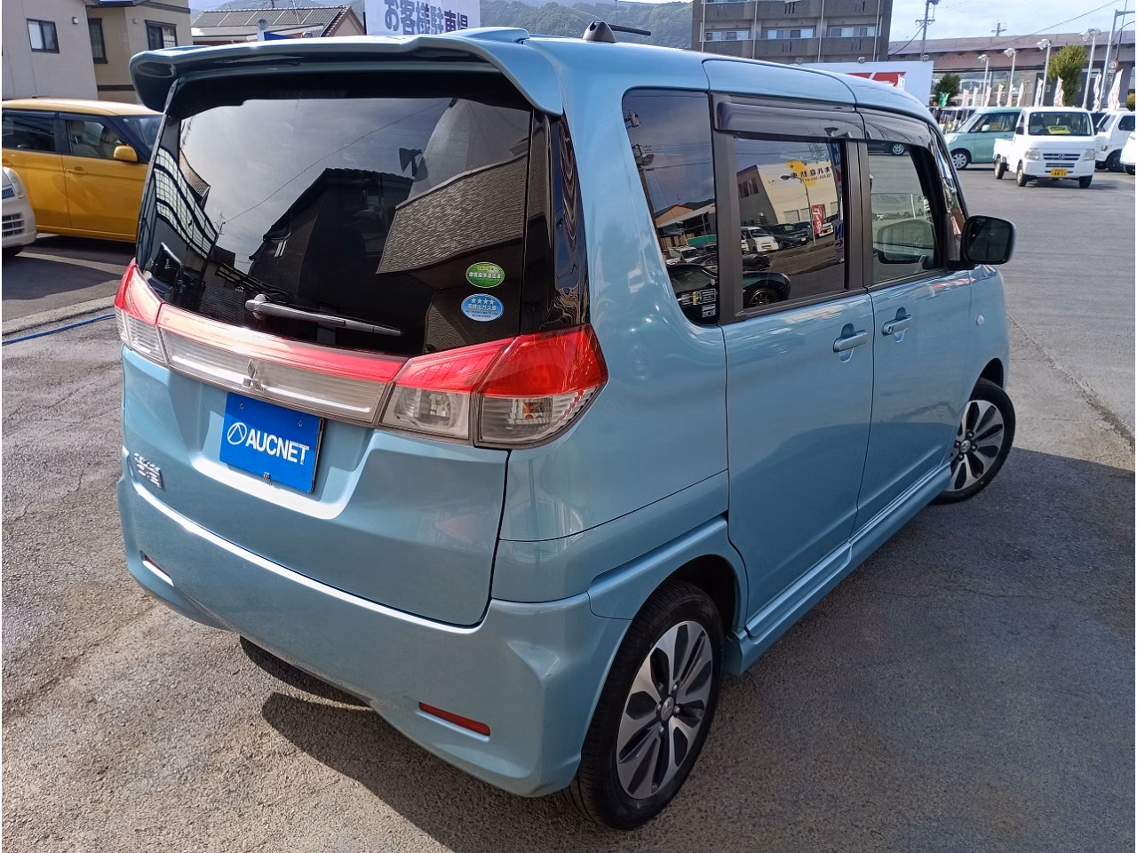 MITSUBISHI DELICA D:2