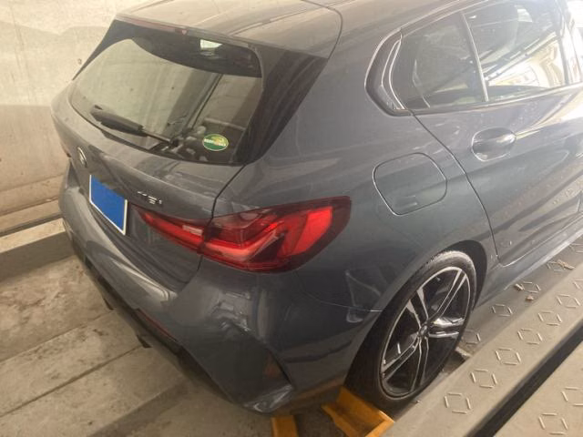 BMW 1-SERIES