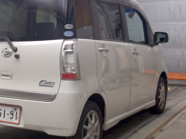 DAIHATSU TANTO EXE