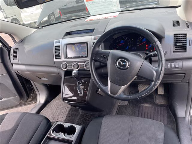 MAZDA MPV