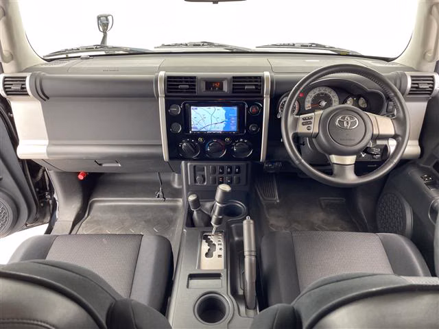 TOYOTA FJ CRUISER