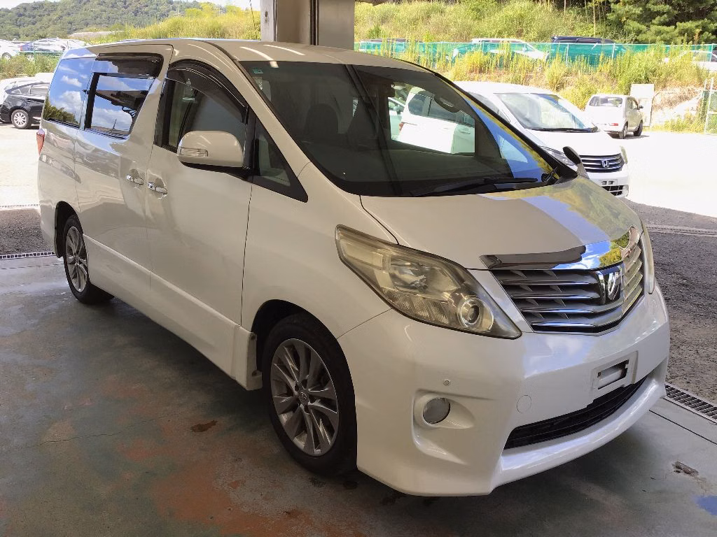 TOYOTA ALPHARD