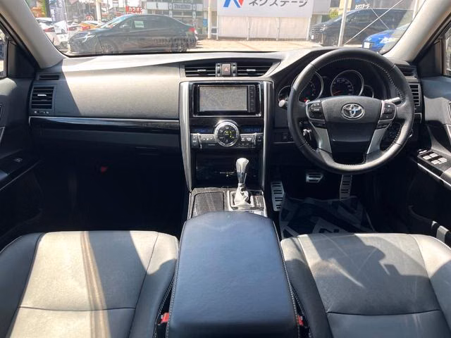 TOYOTA MARK X