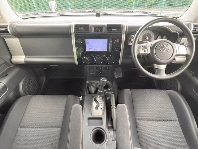 TOYOTA FJ CRUISER