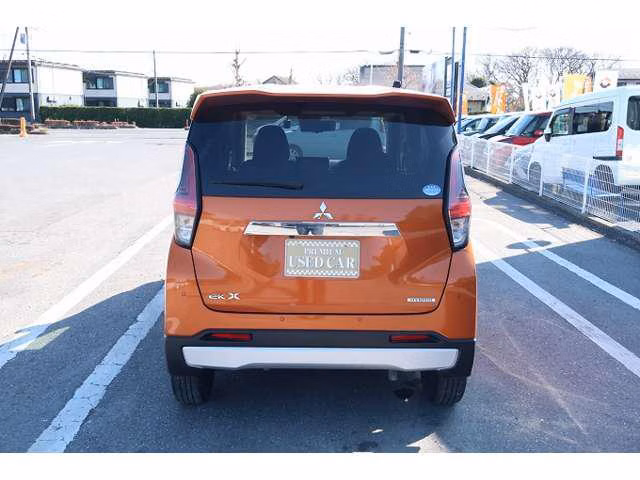 MITSUBISHI EK X
